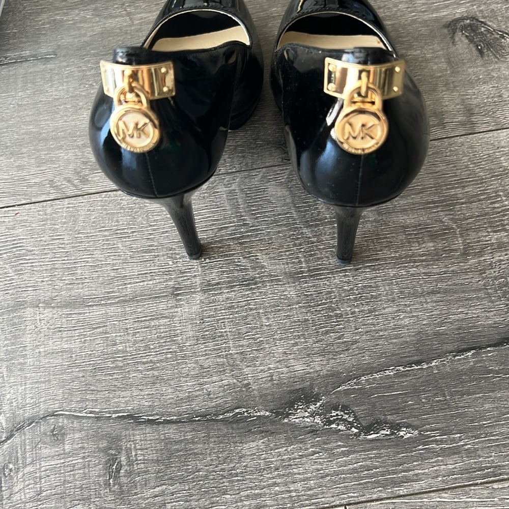 High heels - Picture 5 of 5